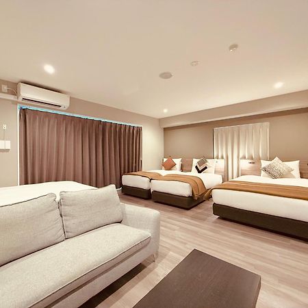 Comforts81 Shinsaibashi Osaka Buitenkant foto